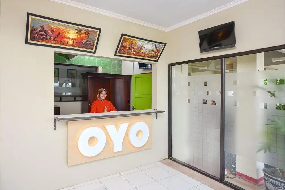 Караганьяр: OYO 476 Hotel Naura