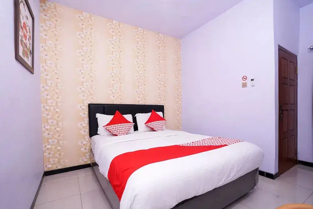 Баньюванги: Oyo 496 Eston House