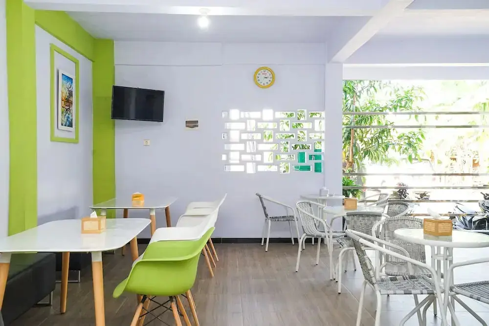 Баньюванги: Oyo 496 Eston House