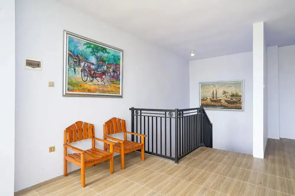 Баньюванги: Oyo 496 Eston House