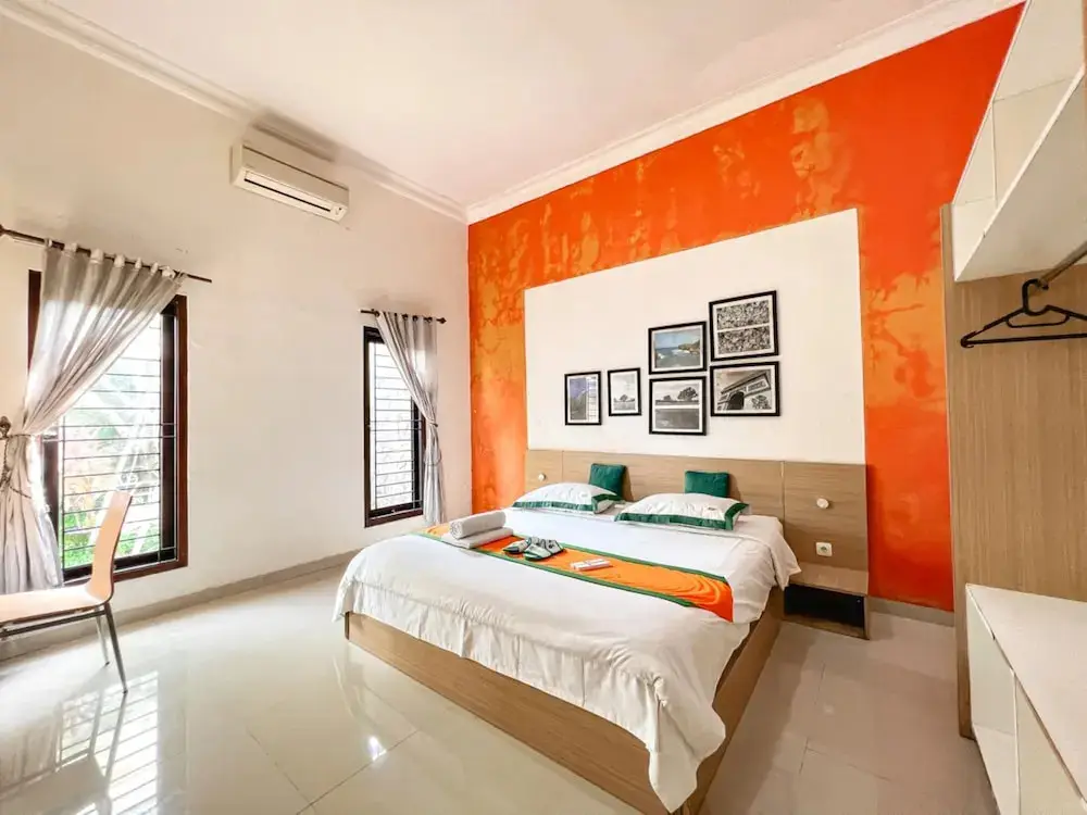 Депок: Homestay Sawitsari dekat Hartono Mall dan UGM by Simply Homy