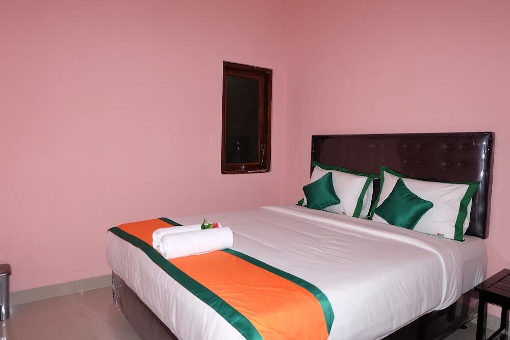 Слеман: Simply Homy Guest House UTY Kronggahan