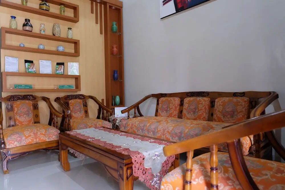 Слеман: Simply Homy Guest House UTY Kronggahan
