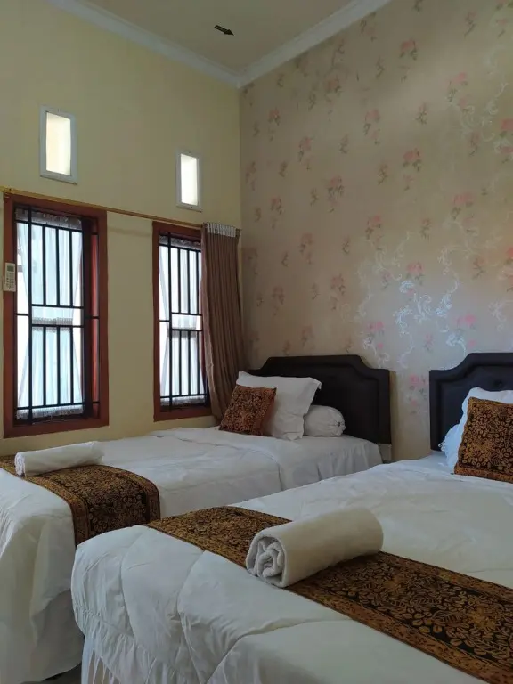 Баньюванги: OYO 521 Majapahit Residence Syariah 1