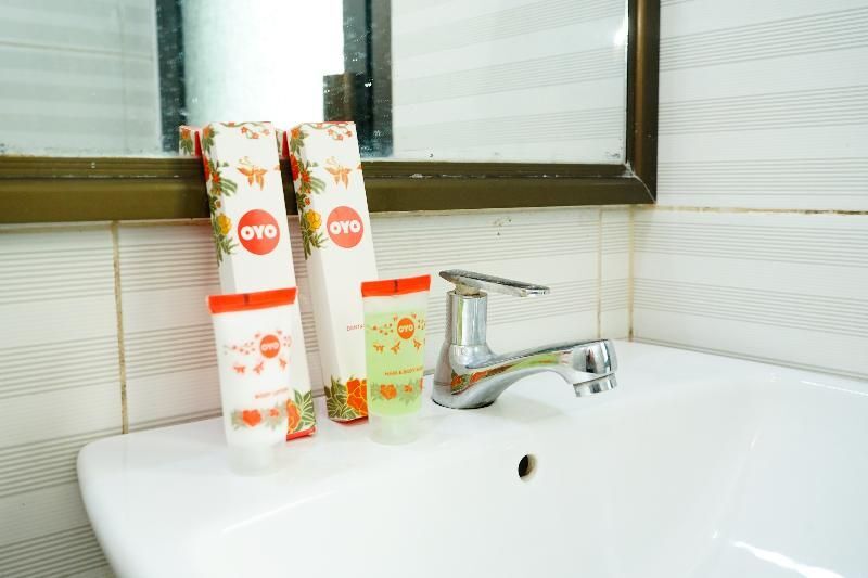 Пангкалпинанг: Oyo 629 Grand Vella Hotel