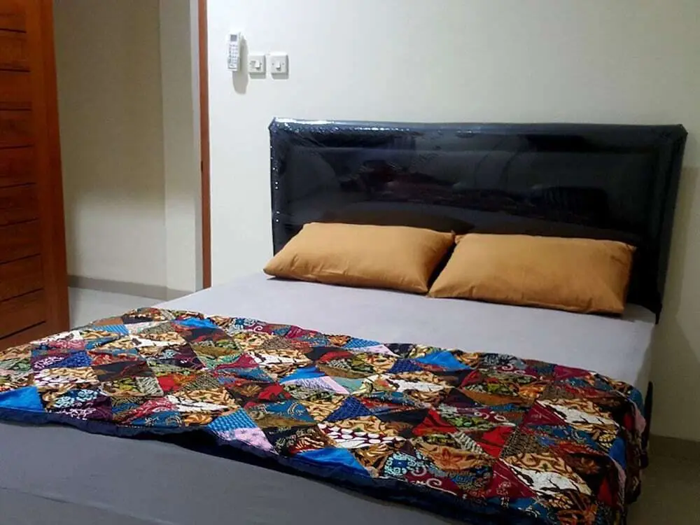 Депок: Family Home Ratmono JIH