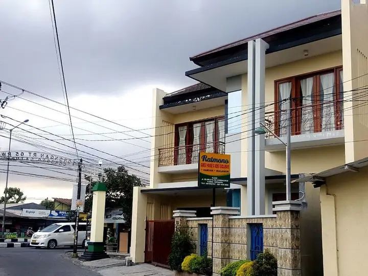 Депок: Family Home Ratmono JIH