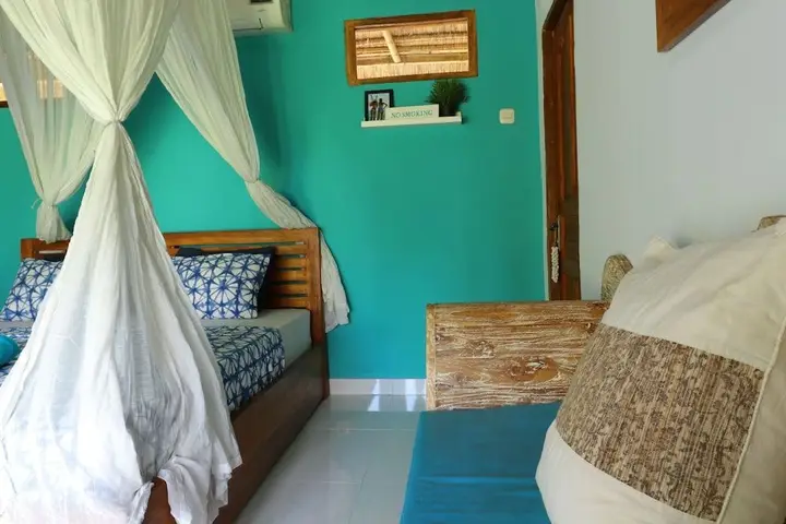 Чангу: Bali Reef House Surfco