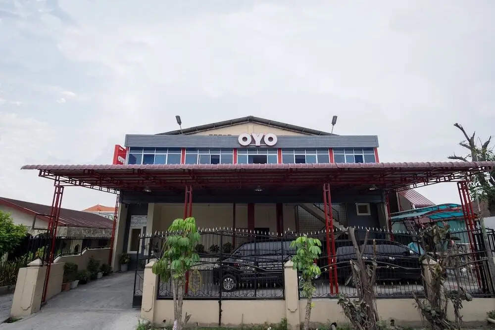 Медан: SUPER OYO 356 Titipapan Residence