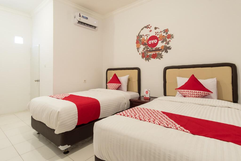 Медан: SUPER OYO 356 Titipapan Residence