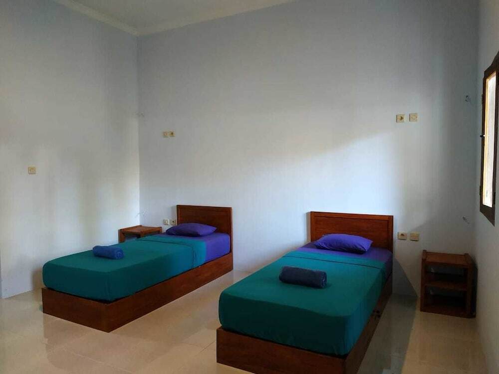 Кута: Sentul Hostel