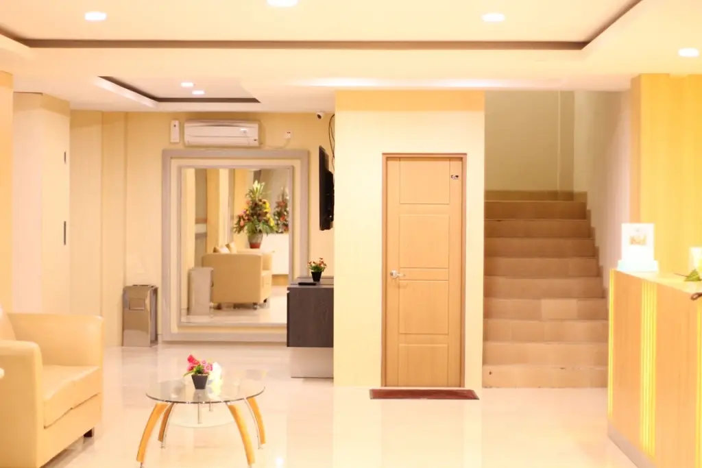 Чиребон: C Hotel Cirebon