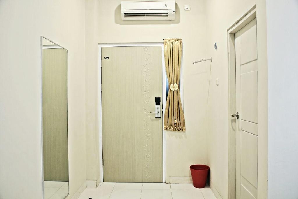 Чиребон: C Hotel Cirebon