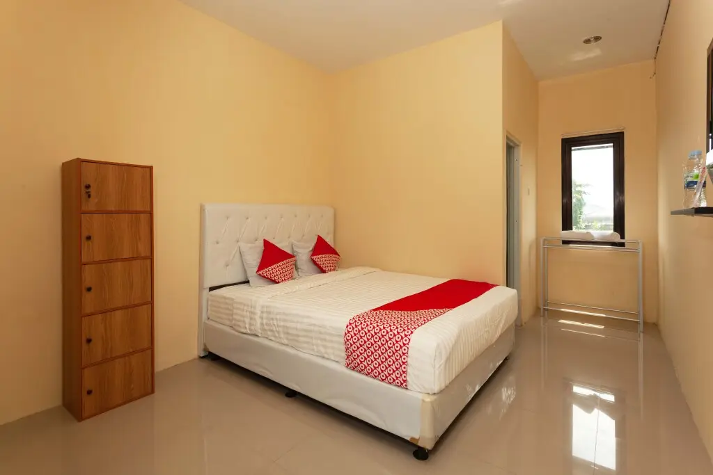 Чиребон: Super OYO 588 Richmond Guest House