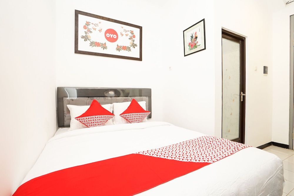 Сурабая: Oyo 473 Darmo Permai Guesthouse