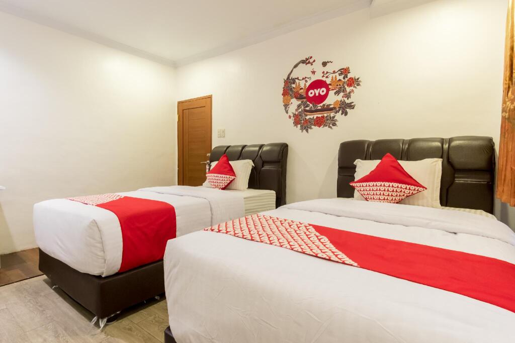 Медан: OYO 619 Naufal Guest House Syariah