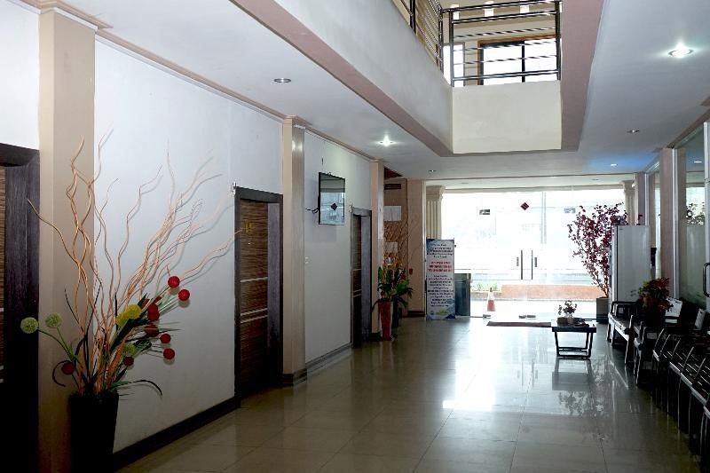 Пангкалпинанг: Oyo 624 Hotel Golden Vella