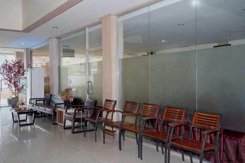 Пангкалпинанг: Oyo 624 Hotel Golden Vella