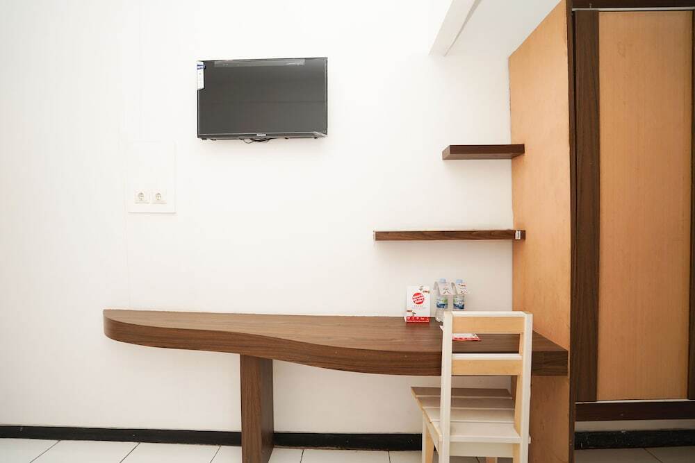 Сурабая: OYO 661 Galaxy Homestay