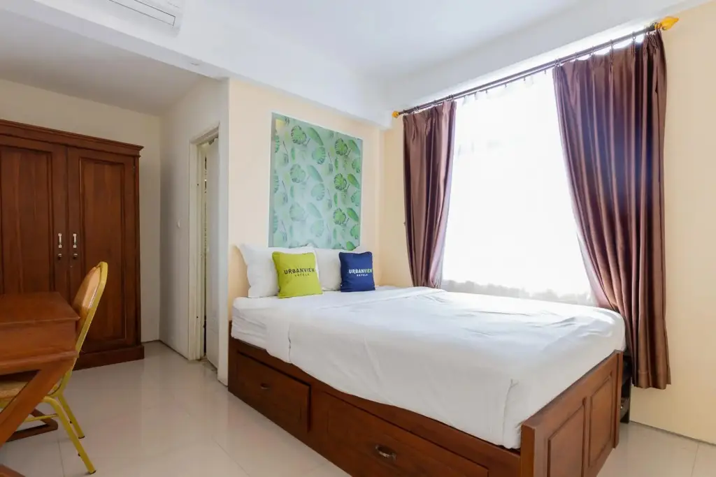 Сурабая: OYO 781 Erga Family Residence Syariah