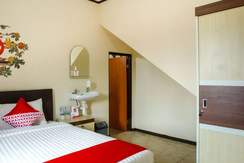 Лембанг: OYO 677 Rianes Family Guest House