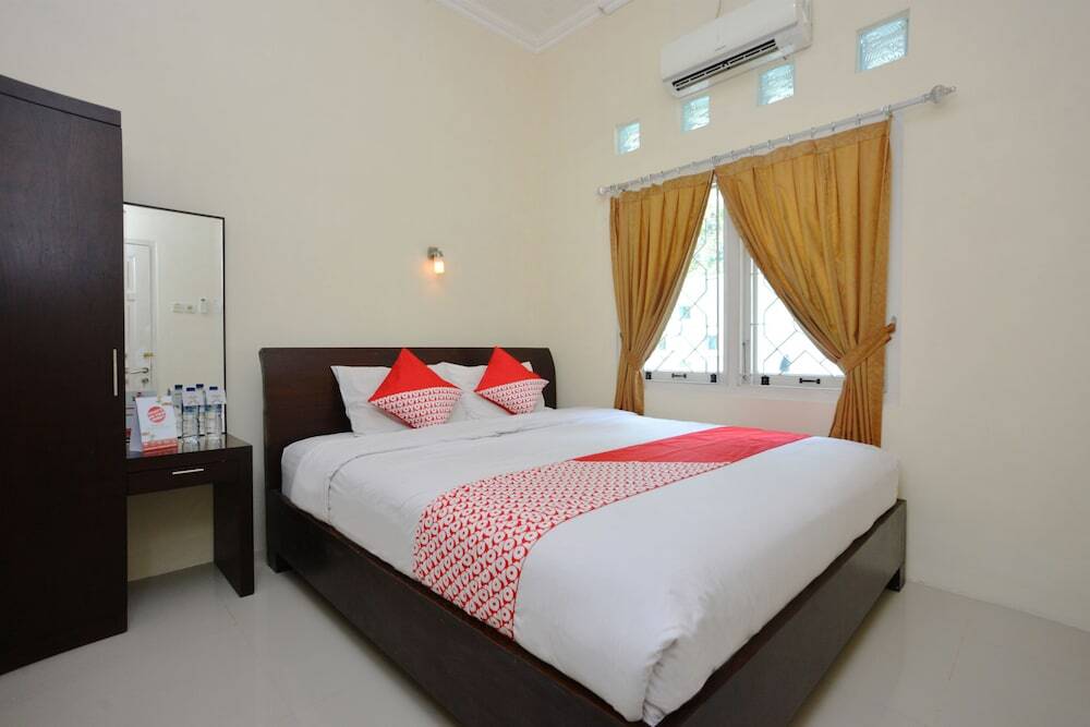 Депок: OYO 722 Uno Guesthouse