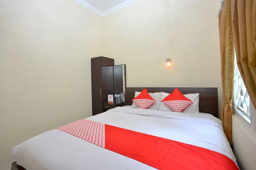 Депок: OYO 722 Uno Guesthouse