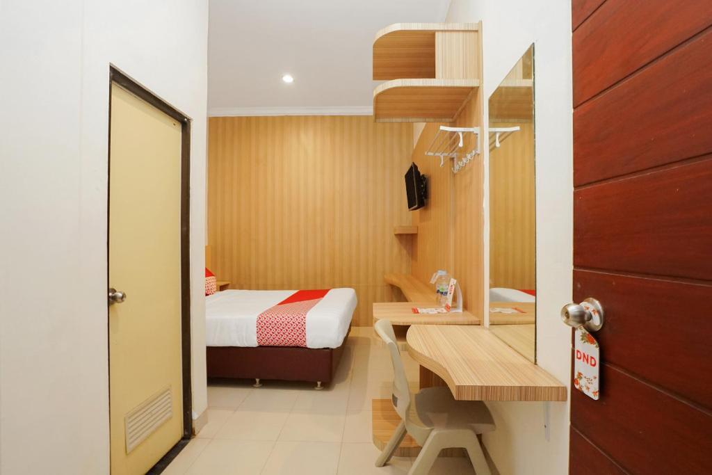 Сурабая: OYO 658 Alibaba Residence