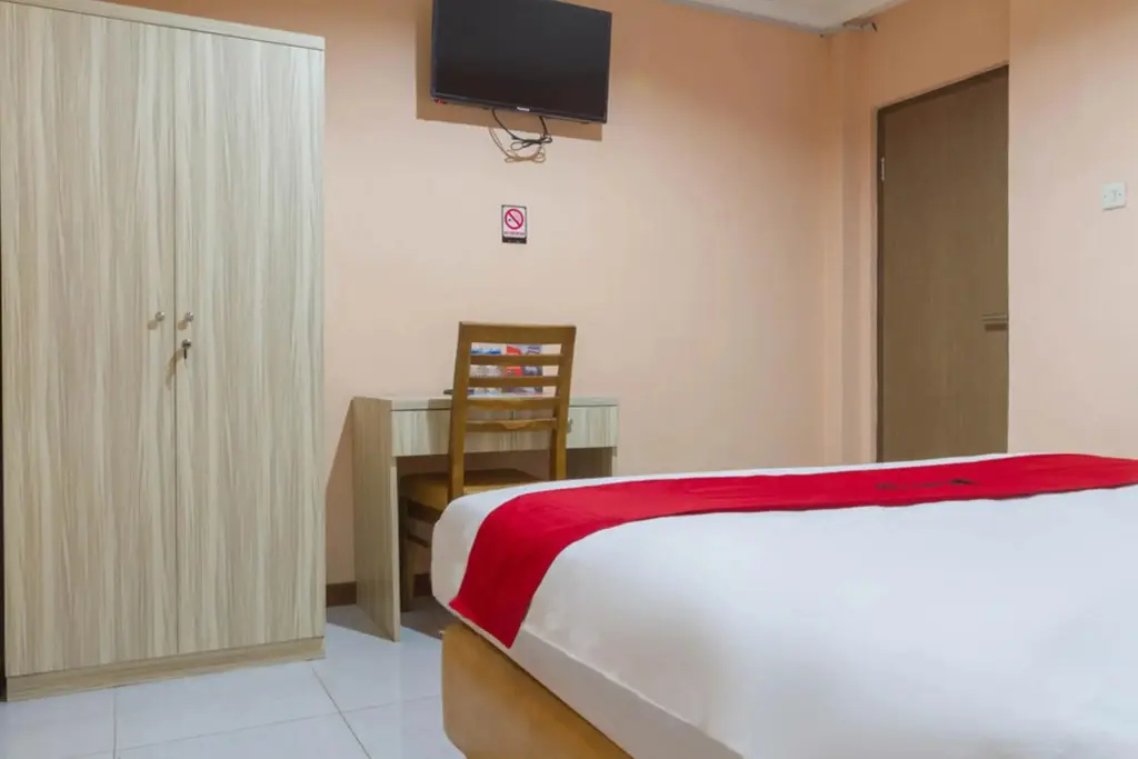 Бандунг: RedDoorz near Istana Plaza 2