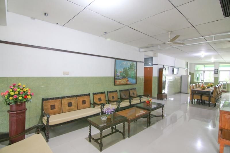 Семаранг: Reddoorz Syariah Near Akademi Kepolisian 2