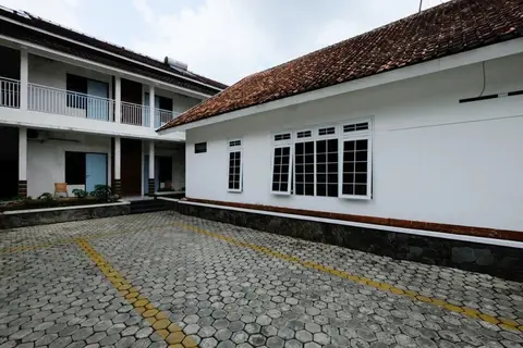 RedDoorz near Moro Mall Purwokerto — фото 1