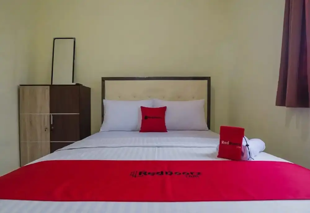 Медан: RedDoorz near Politeknik Negeri Medan