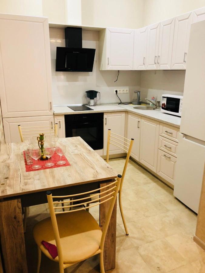 Красная Поляна: Apartment on Prosveshchenya 118/1