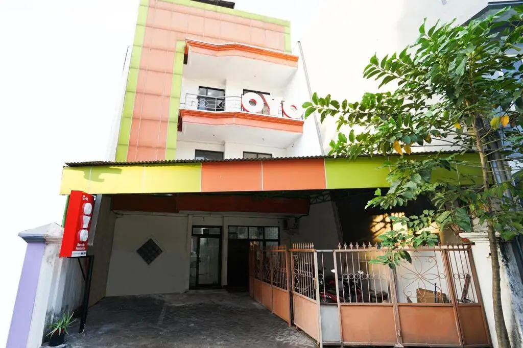 Сурабая: OYO 485 Marcello Residence