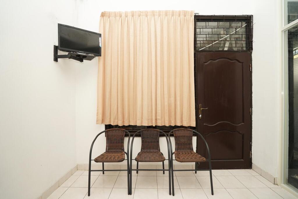 Сурабая: OYO 485 Marcello Residence