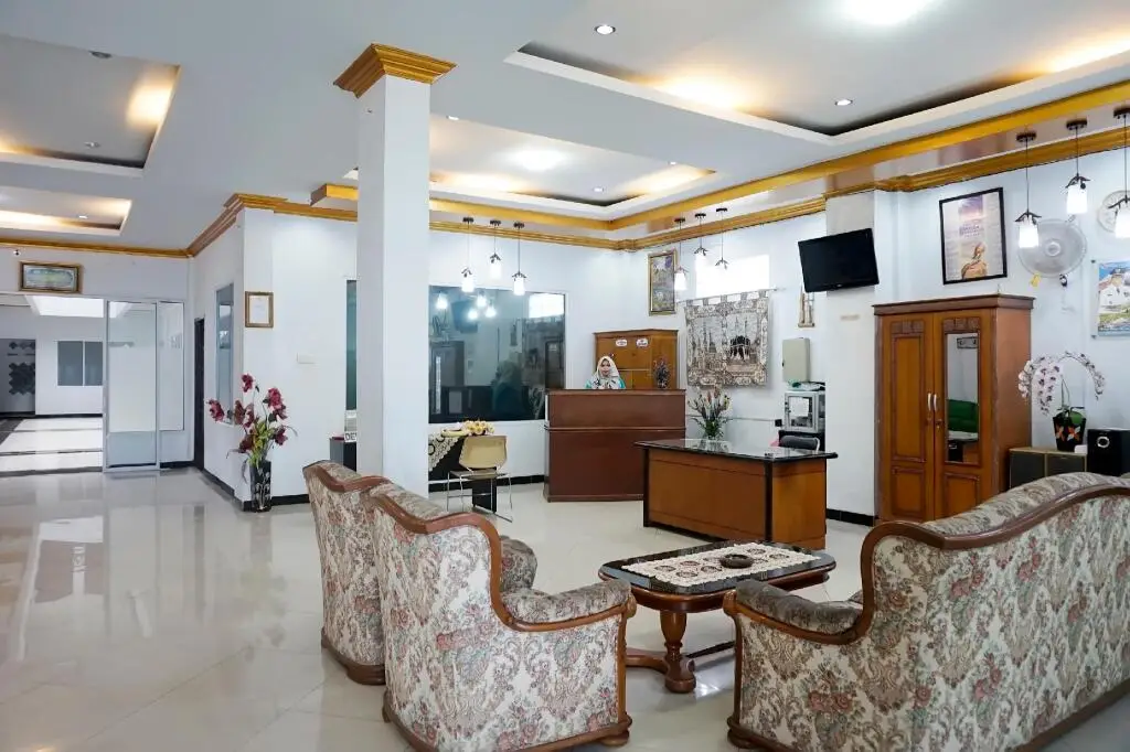 Пеканбару: OYO 694 Khasanah Residence