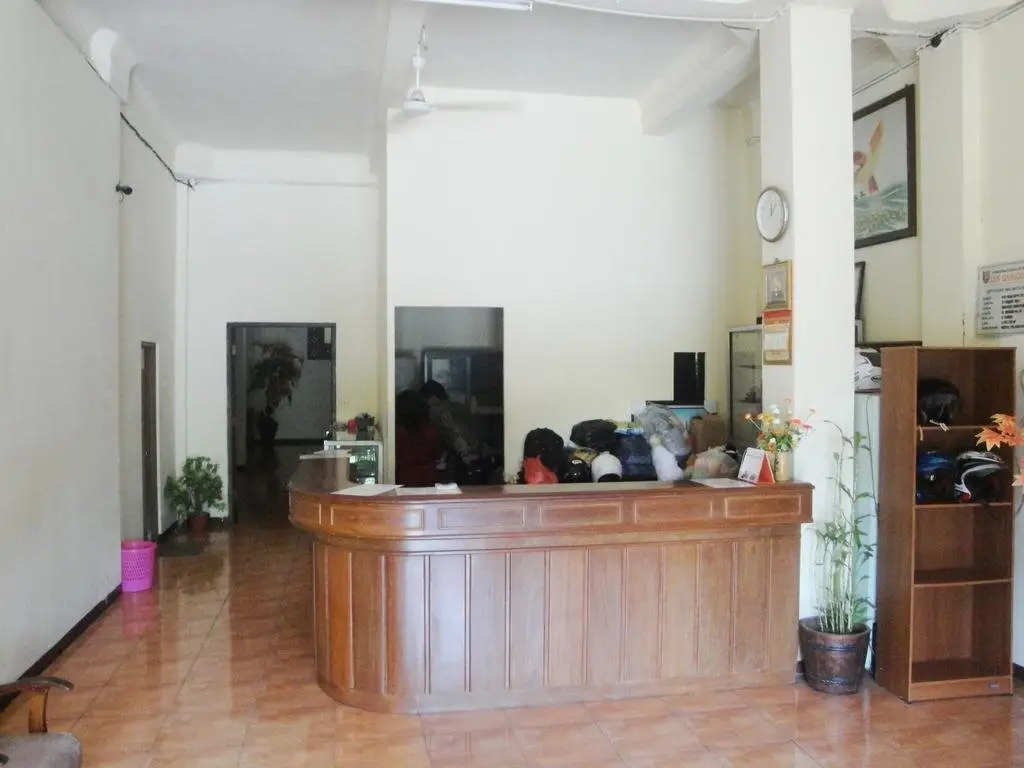 Семаранг: Hotel Pelangi Indah