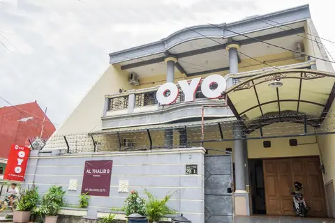Al Thalib 8 Syariah by Oyo Rooms — фото 1