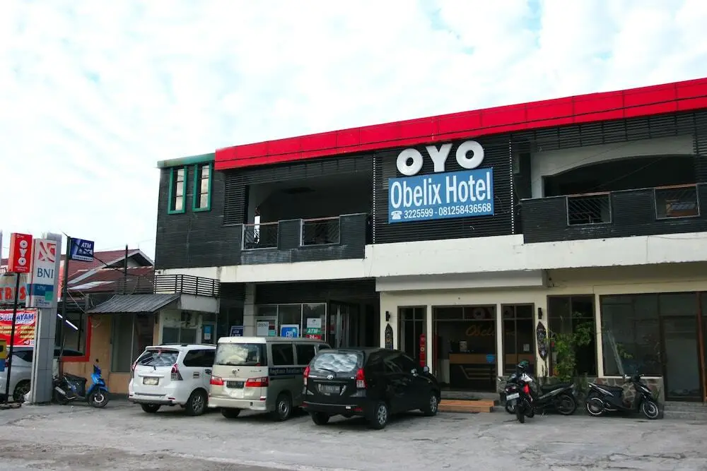 Oyo 790 Hotel Obelix Syariah — фото 1
