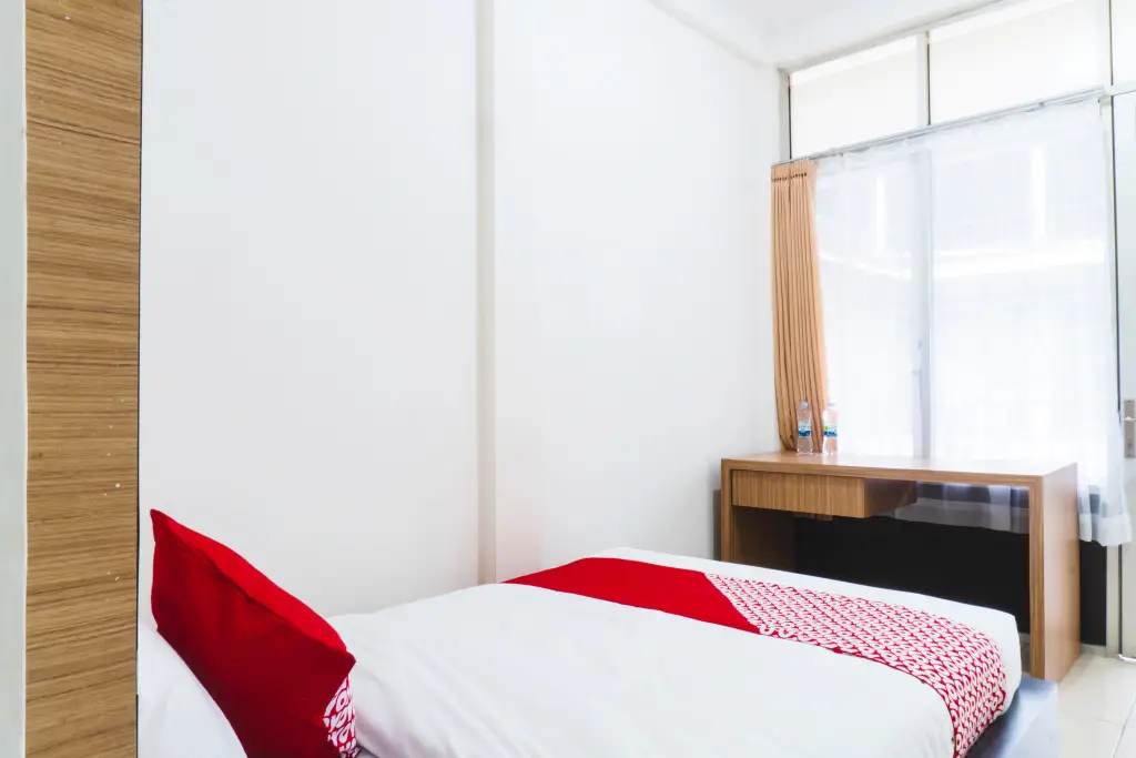 Бандунг: OYO 617 Sukaraja Residence Syariah