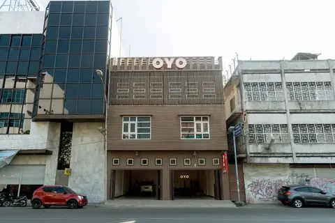 OYO 786 Sutomo Guest House — фото 1