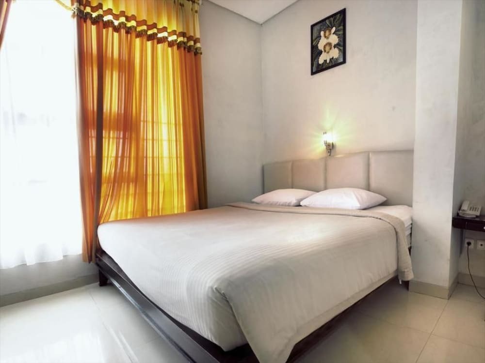 Кудус: OYO 831 Central Hotel