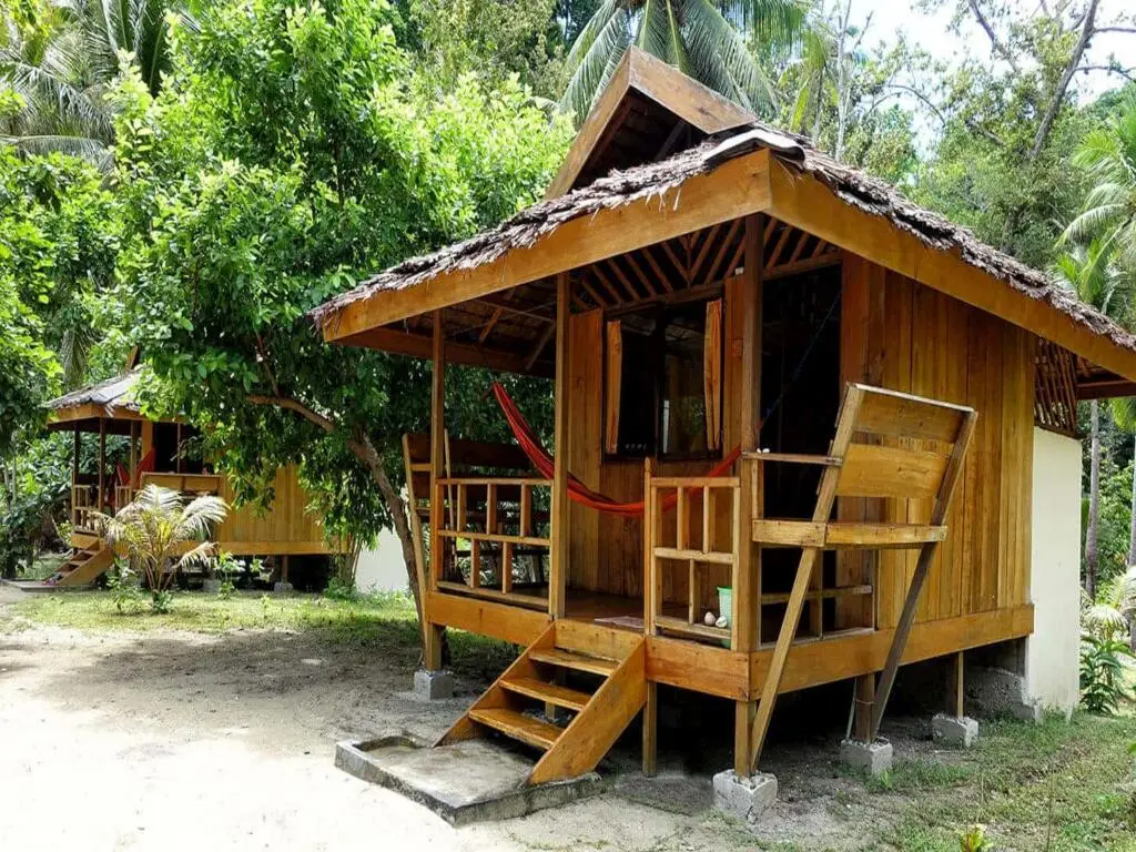 Тодзе Уна-Уна Регентство: Harmony Bay Resort and Dive Center