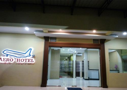 Петумбак: Hotel AERO