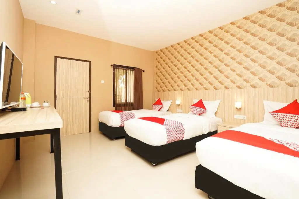 Проболинго: OYO 903 Kampoeng Kita Hotel