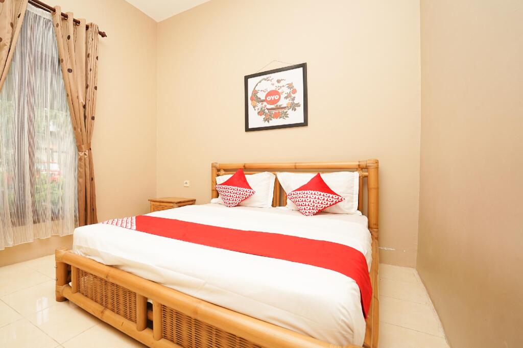 Проболинго: OYO 903 Kampoeng Kita Hotel