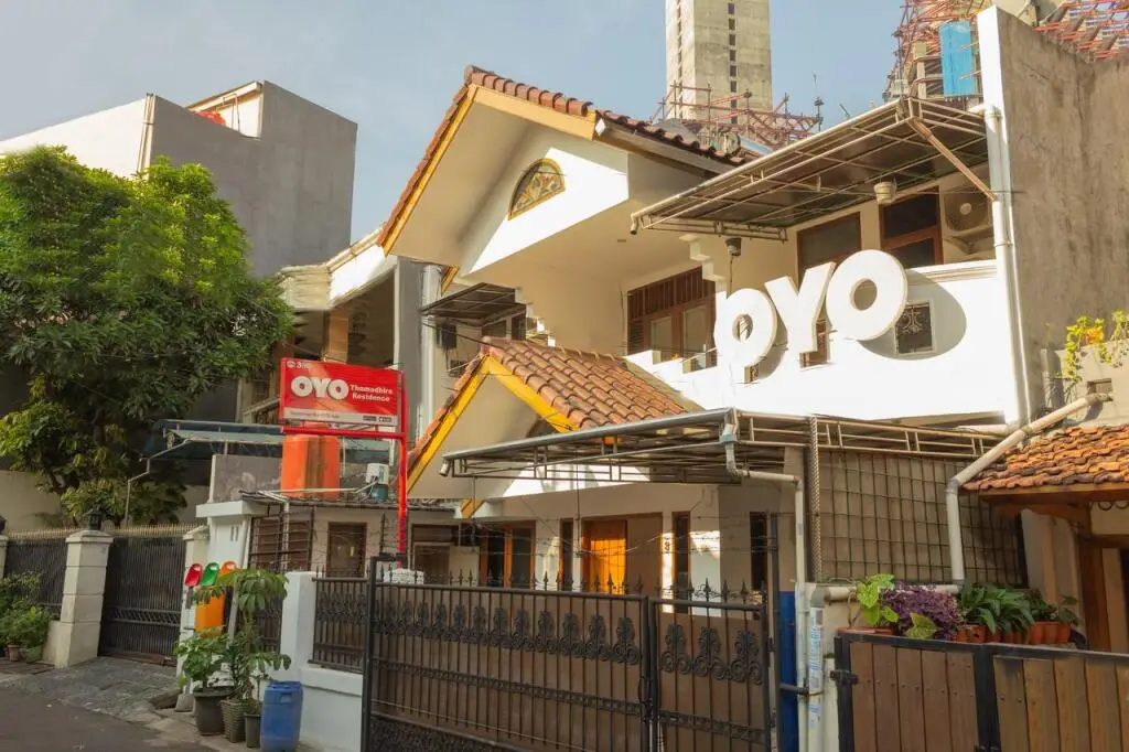 Джакарта: OYO 366 Thamadhiro Residence