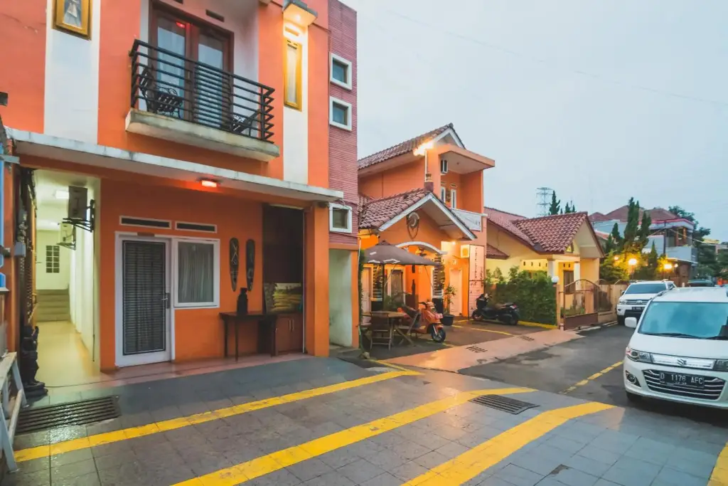 Бандунг: RedDoorz near Margahayu Raya