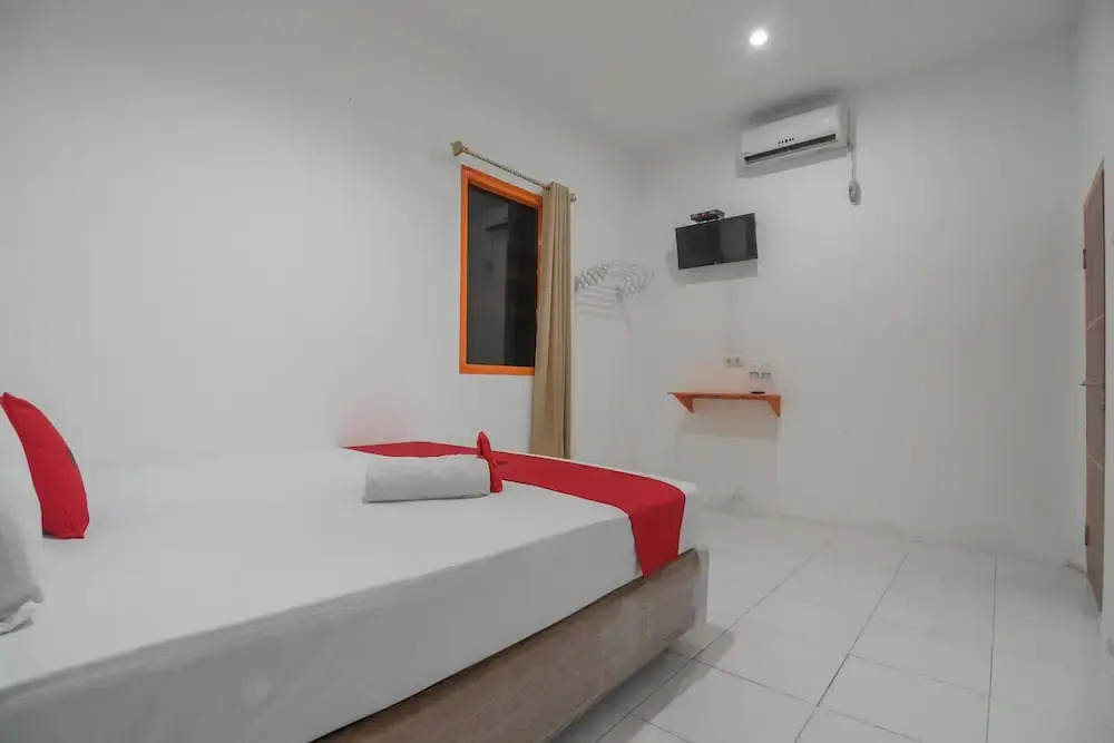 Палембанг: Reddoorz Near Trans Studio Mini Palembang