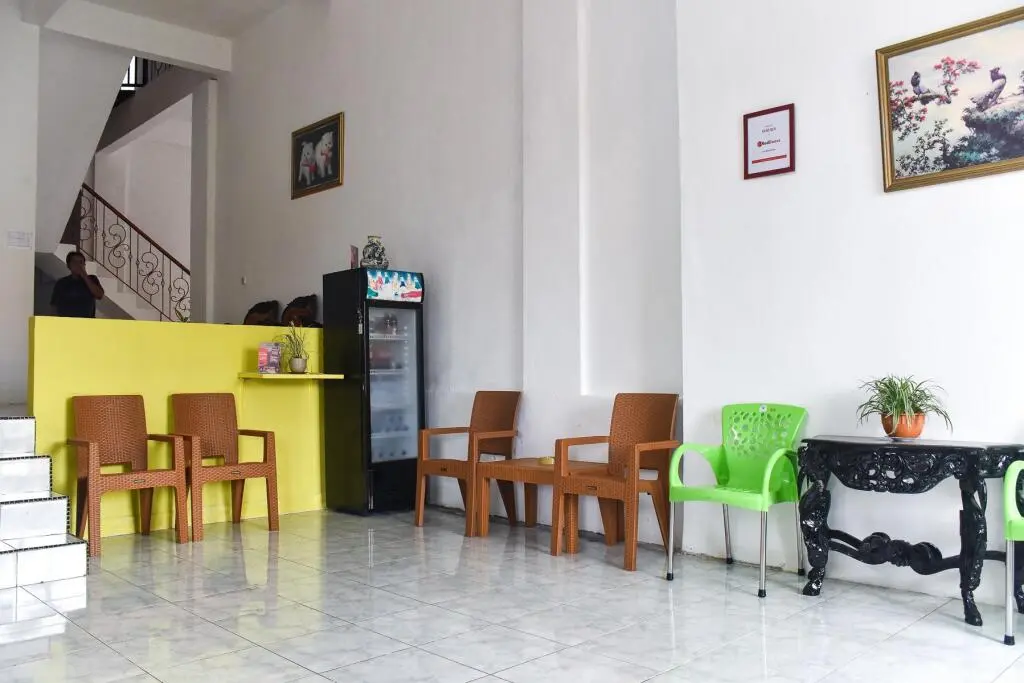 Хасануддин: RedDoorz near Sultan Hasanuddin Airport 2